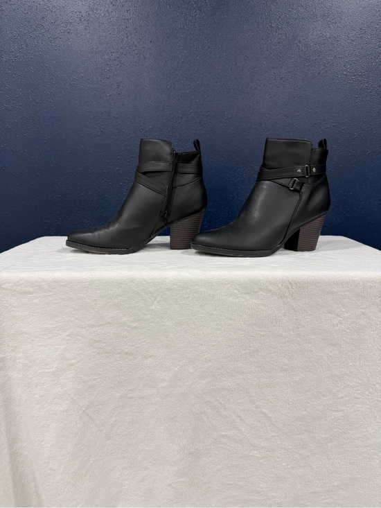 Shoes - Women's Black Ankle Booties with Block Heel